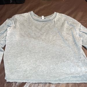 Dark green/whiteish detailed long sleeved cropped sweatshirt